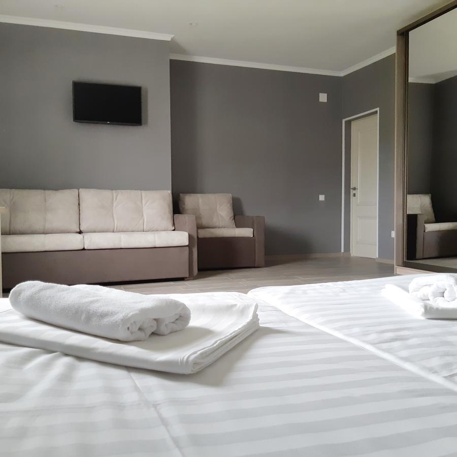 גודאותה Injir Village Hotel מראה חיצוני תמונה
