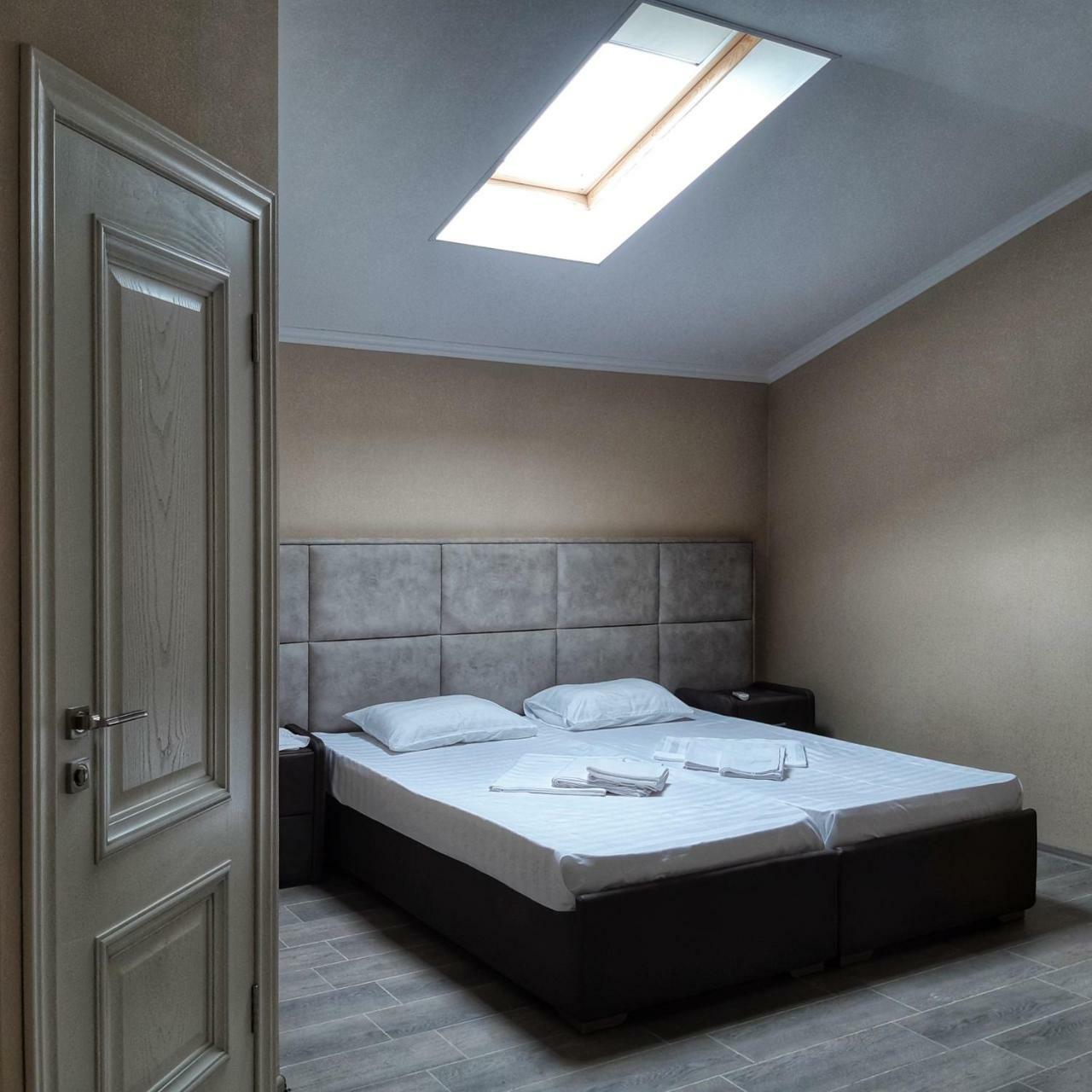 גודאותה Injir Village Hotel מראה חיצוני תמונה
