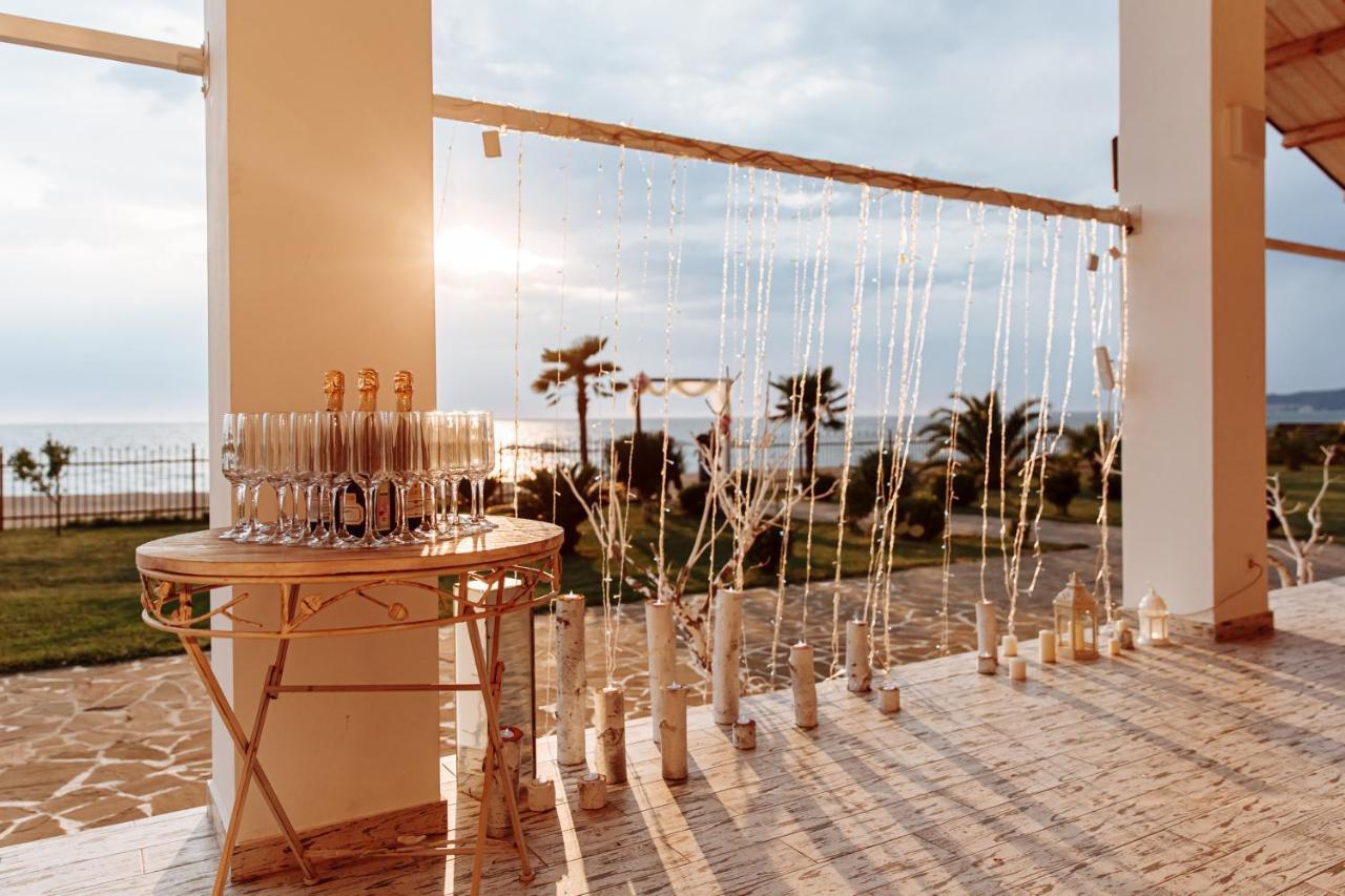 גודאותה Injir Village Hotel מראה חיצוני תמונה