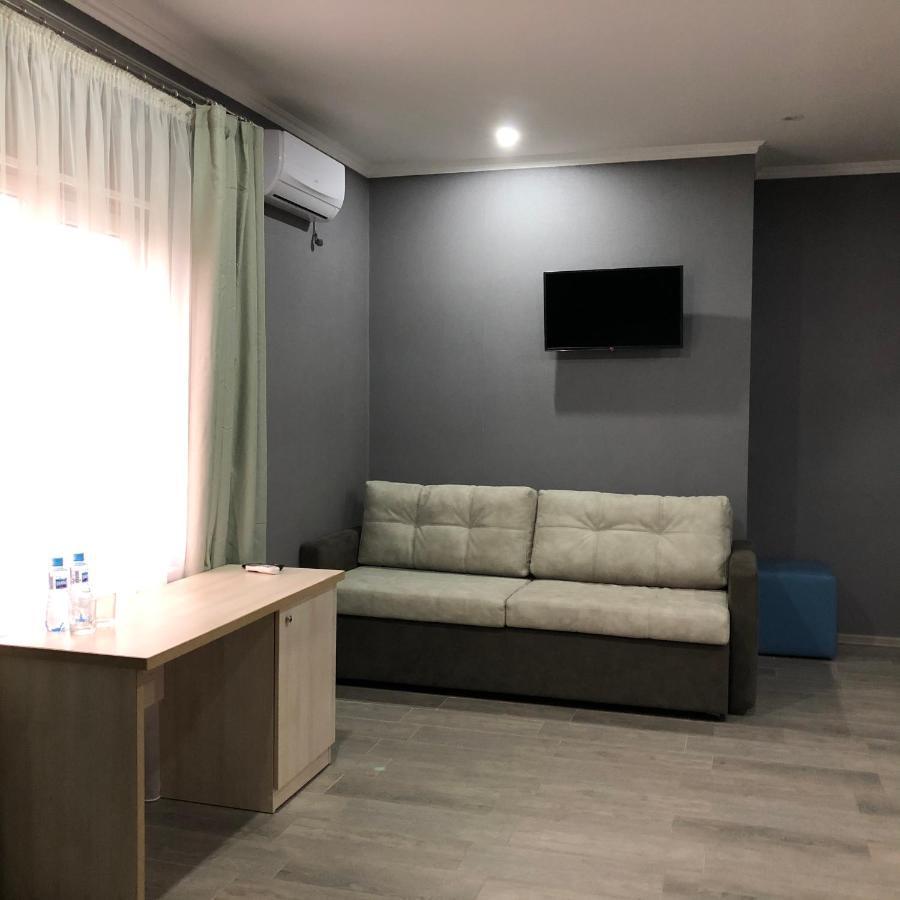 גודאותה Injir Village Hotel מראה חיצוני תמונה